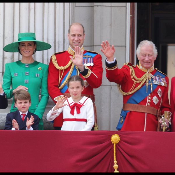 Βασιλιάς Κάρολος: Έκλεισε τα 75 & οι ευχές του Ουίλιαμ και της Κέιτ έγιναν viral... για όχι πολύ καλό λόγο