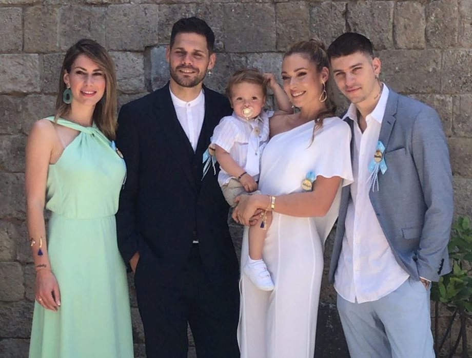 Μικαέλα Φωτιάδη - Γιάννης Μπορμπόκης: Οι πρώτες φωτογραφίες από την βάφτιση του γιου τους