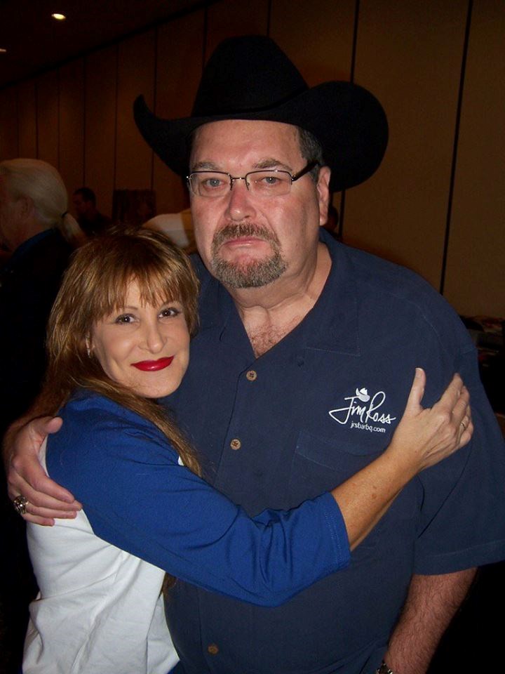 Ο Jim Ross με τη σύζυγό του